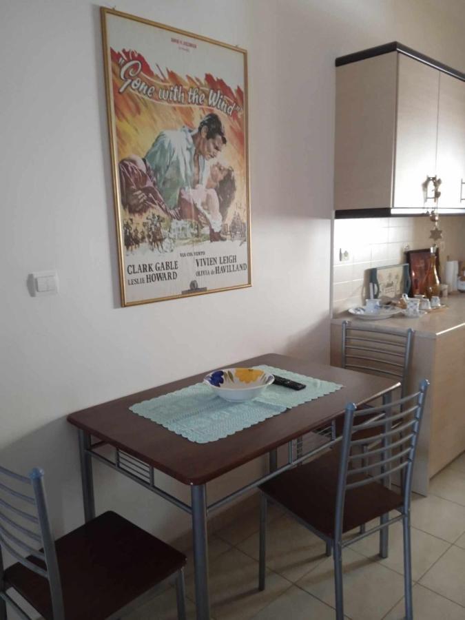 Ομορφη Πόλη Apartment Preveza Bagian luar foto