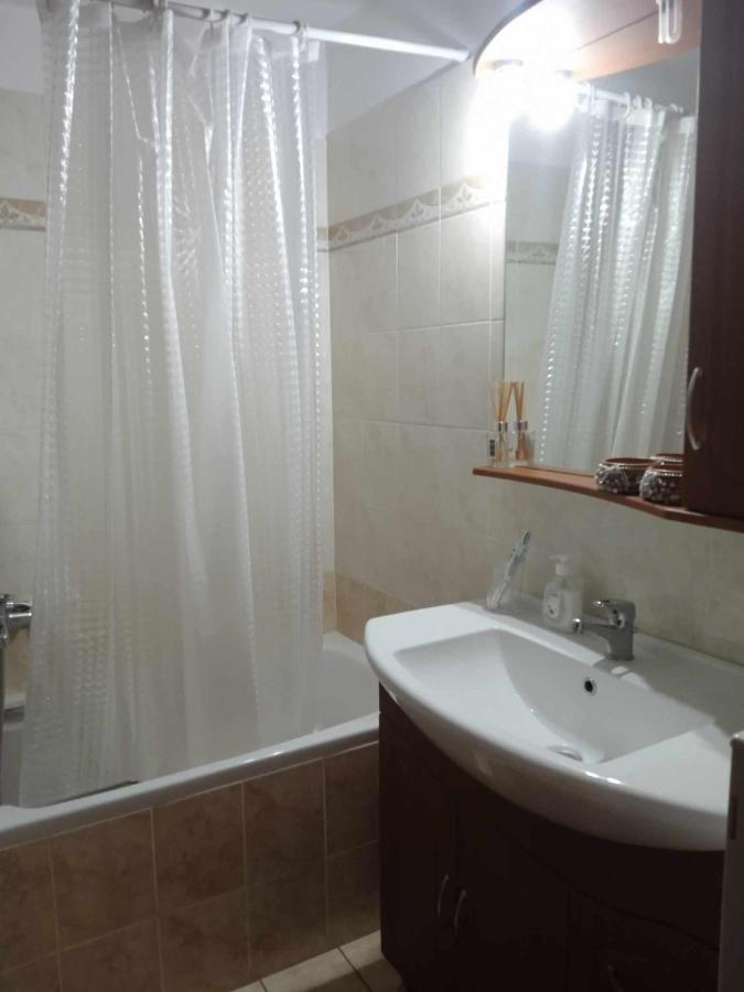 Ομορφη Πόλη Apartment Preveza Bagian luar foto